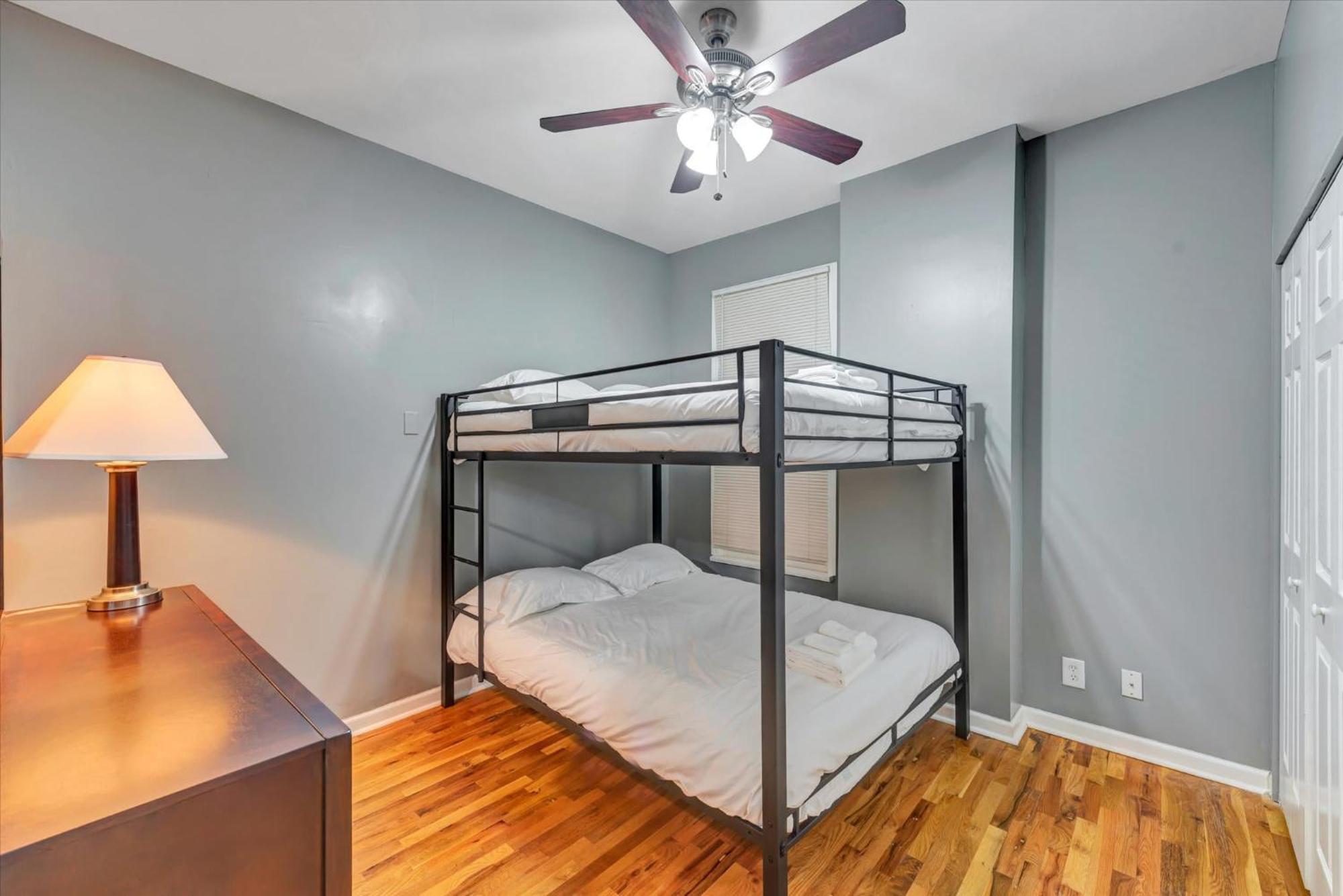 Historic First Floor Tower Grove Unit Stl 1e Holiday home *